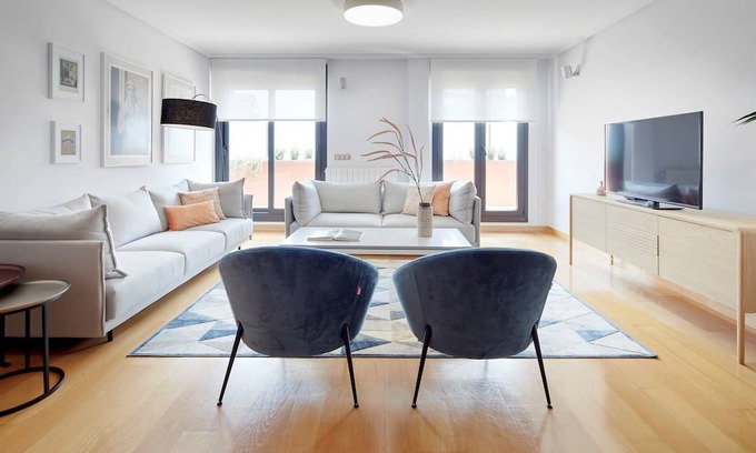 Antiguo Apartment | Peine del Viento by FeelFree Rentals
