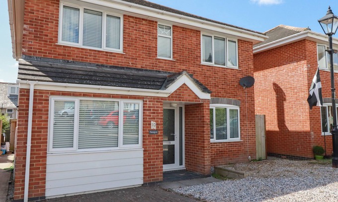 Bude Cottage | PELAGOS, family friendly, country holiday cottage in Bude