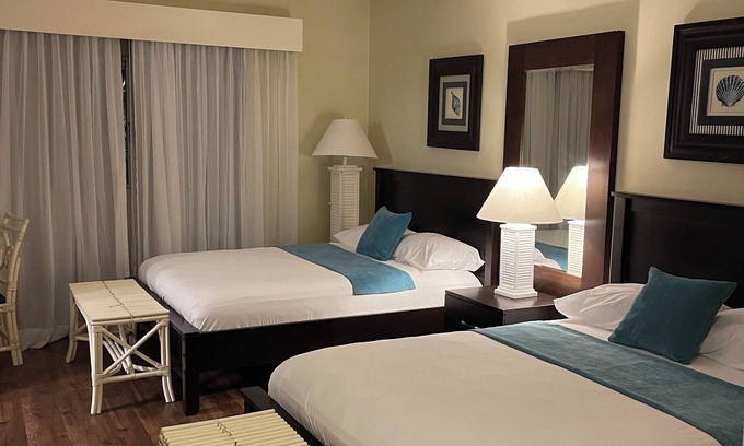 Dominicus Condo | Pelican Cabanan