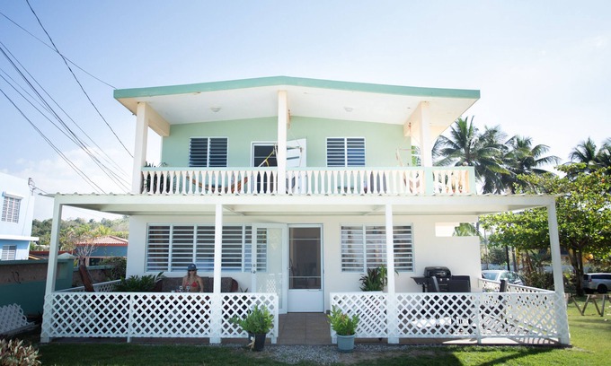 Rio Grande Bed & Breakfast | PELICAN REEF BEACHFRONT 2 BED 1 BATH A/C ON SMALL FARM, SURF RIGHT OUT FRONT