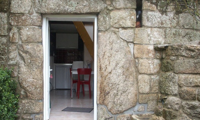Bieuzy House | Pen Ty of a large and old Breton longère, no animals