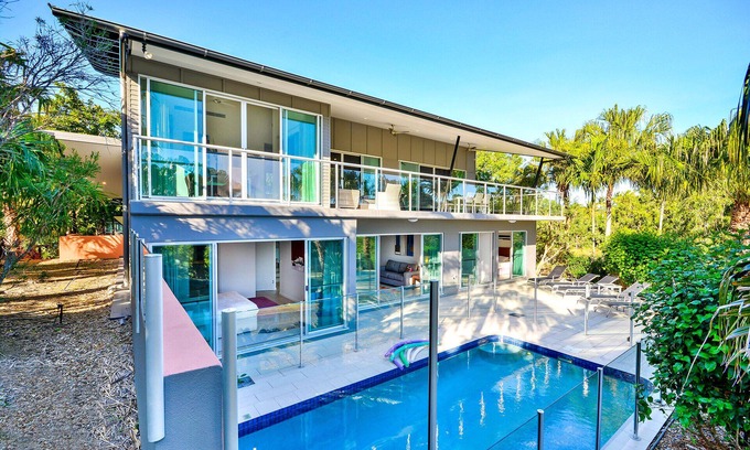 Hamilton Island Villa | Peninsula 6 with private heated pool!