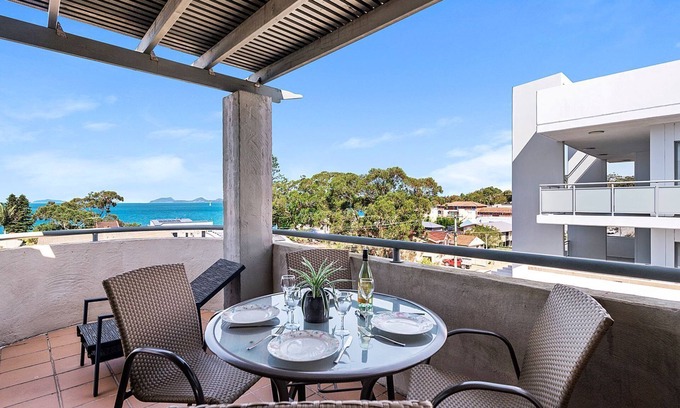 Soldiers Point Apartment | Peninsula Waters - close to the beach and Soldiers Point Marina