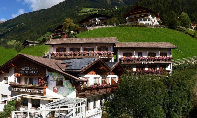 San Leonardo in Passiria Hotel | Pension Felseneck