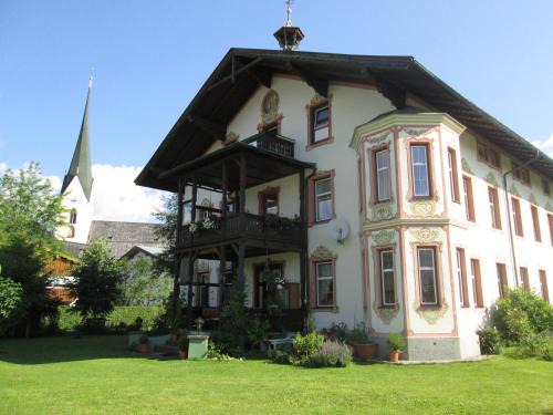 Koessen House | Pension Florian am Park