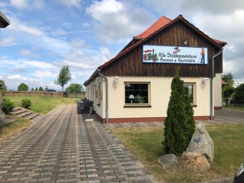 Stiege Bed & Breakfast | Pension und Café "Alte Straßenmeisterei"