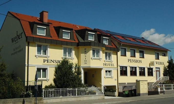 Albern Bed & Breakfast | Pension Weber