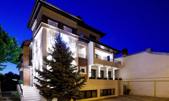 Bacau House | Pensiunea Casa Sturza