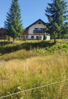 Ciocanesti House | Pensiunea Mars House