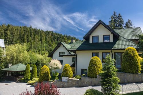 Nowy Targ House | Pensjonat Pod Długą Polaną
