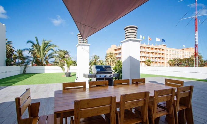 Las Palmas de Gran Canaria House | Penthouse in Las Palmas city Center - 7 Double Bedrooms