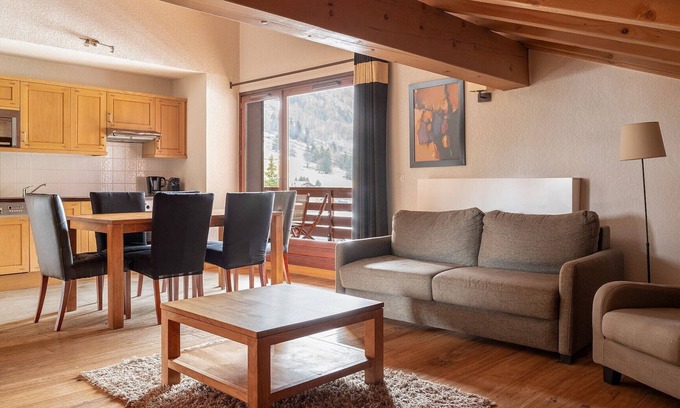 Vallorcine Apartment | Penthouse apartement for 6 persons in Vallorcine