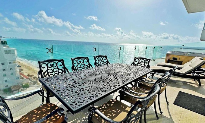 Zona Hotelera Condo | Penthouse Combo #301234 - 19 BR/16bth Entire Penthouse Level + Rooftop Penthouse