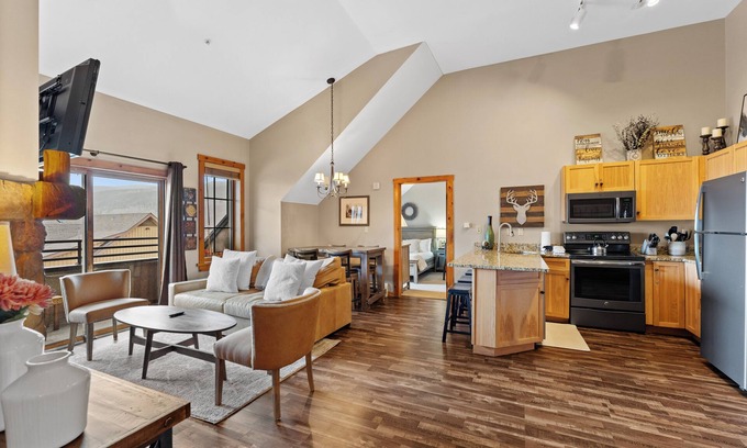 River Run Condo | Penthouse Condo in River Run Village with Mountain Views from Private Balcony
