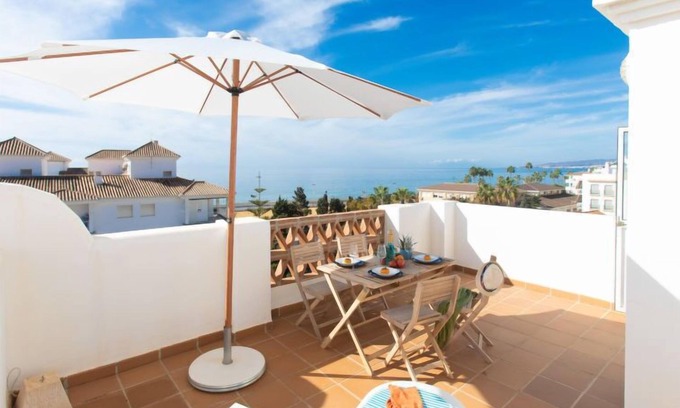 El Morche Apartment | Penthouse Marian by Interhome