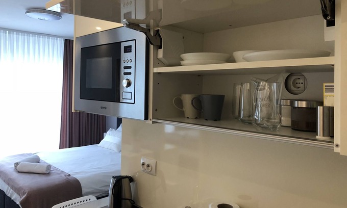 Novi Zagreb Apartment | Penthouse “Sky 16” apartment with free parking