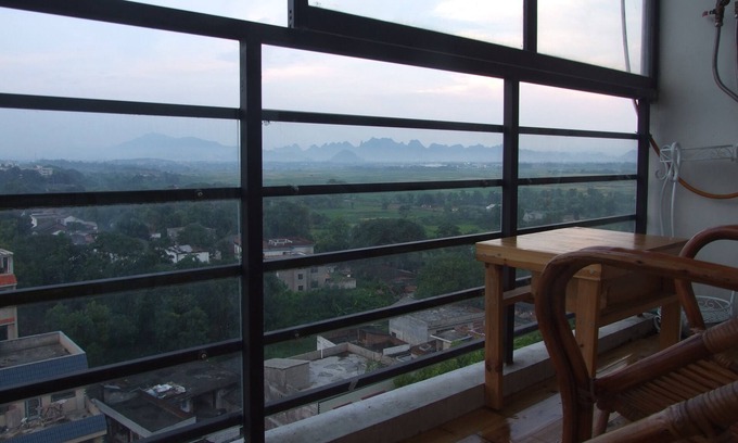 Xiangshan Apartment | Penthouse stunning Mt. view great location 4br