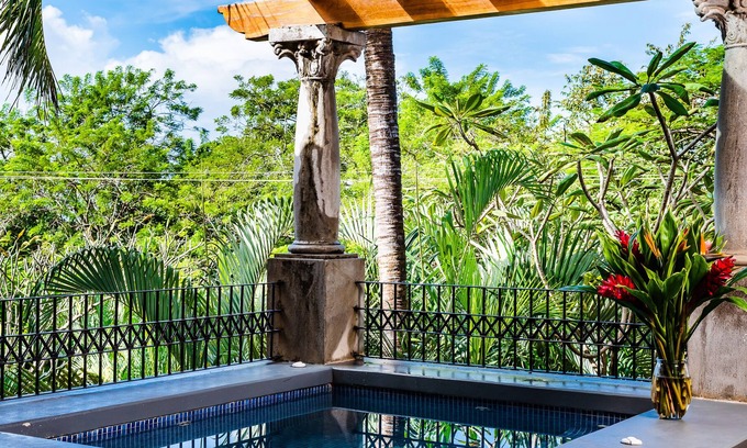 Tamarindo Apartment | ♛Penthouse with Jacuzzi♛ Close to Beach, Big Pool