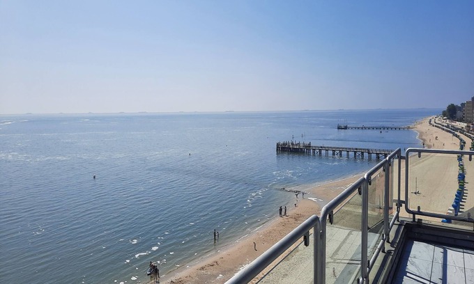 Wyk auf Foehr Apartment | Penthousewohnung mit Großer Dachterrasse und Traumhaftem Meerblick