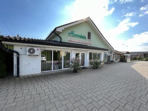 Ostratice House | Penzión a Reštaurácia Harmónia Ostratice