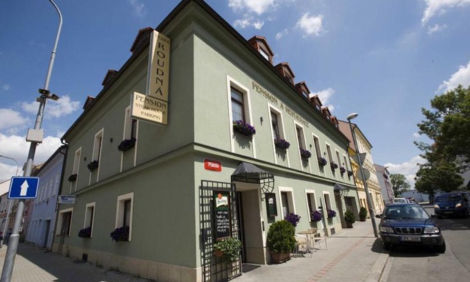 Plzen House | Penzion a Restaurace Stará Roudná