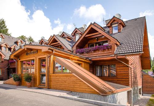 Tatranska Lomnica House | Penzion Snezienka