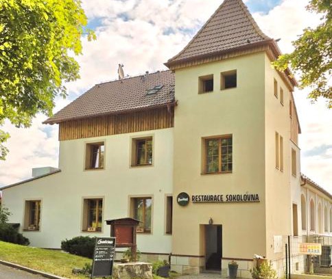 Krasna House | Penzion Sokolovna Krásná