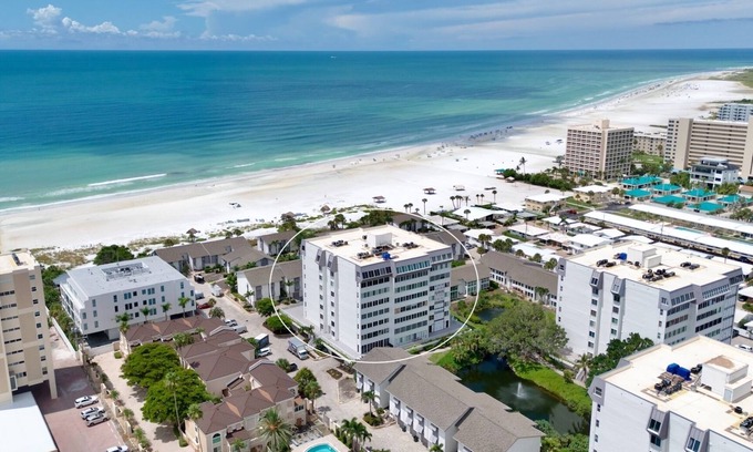 Siesta Key Condo | Peppertree #507- Private Access