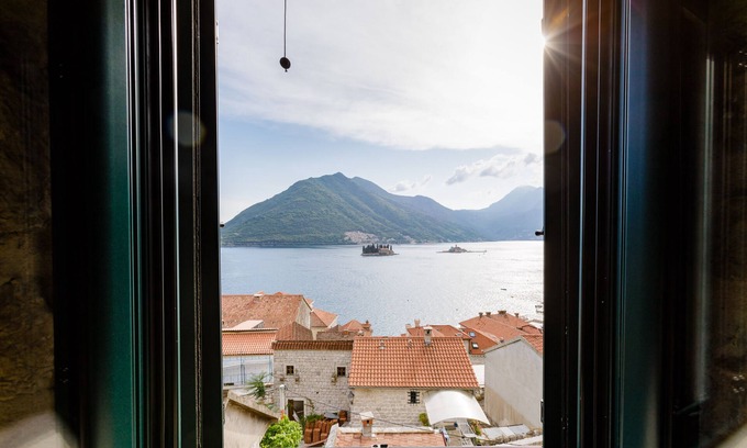 Perast House | Perast Venetian Jewel -house with breathtaking views and private parking