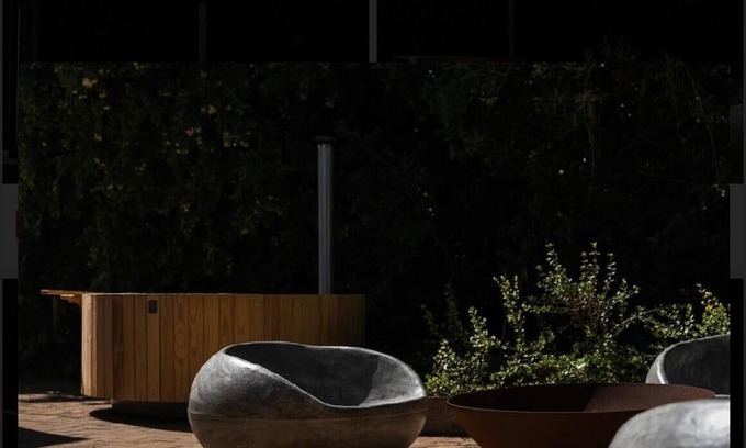Stellenbosch House | Perfect family home to relax with private wood fired hot-tub and magical views