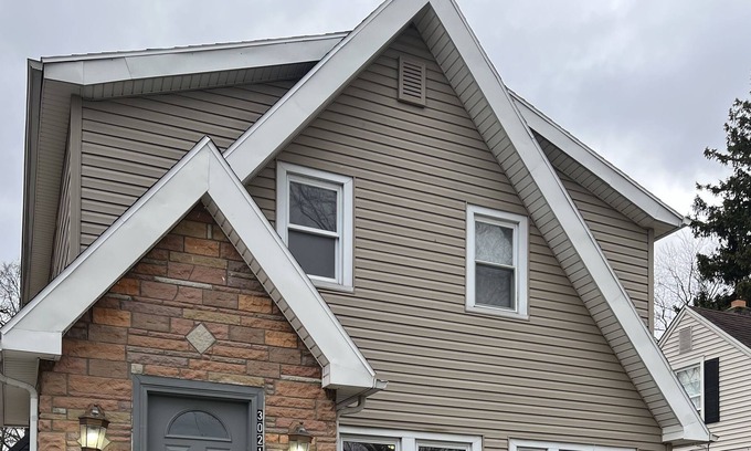 Toledo House | Perfect family home to stay during visiting the Toledo area