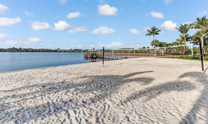 Hunt Club Resort | Perfect for Group Getaways! 3 Spacious Units, Spa Services, Golf, On-Site Dining