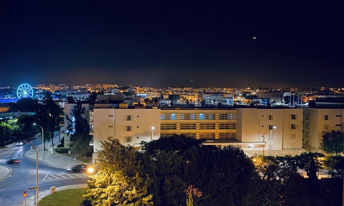 Albardeira Apartment | Perfect holiday location - walk to the beach!