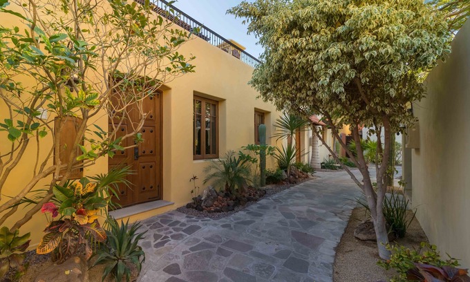 Nopolo House | Perfect Home steps from Community pool, beach and Wine Bar in Founders