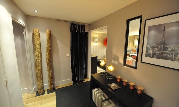 Grenelle Apartment | Perfect Location to Visit All of Paris - Contemporary Cozy