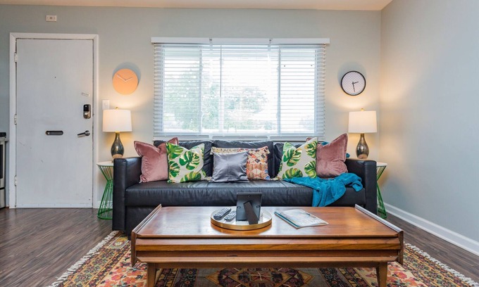 Melrose Condo | Perfect Studio Near Geodis Park, Mins from Broadway, with pool!