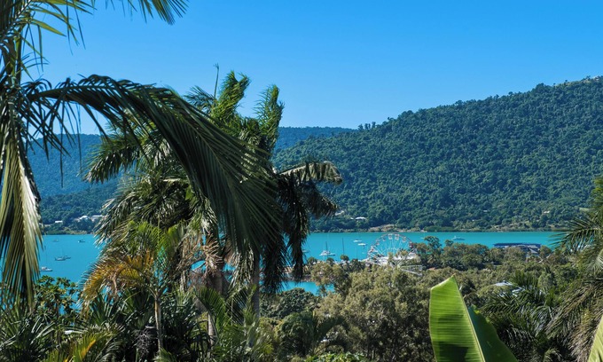 Airlie Beach House | Perfectly positioned 2-bed, 2-bath home, moments from iconic Airlie Beach