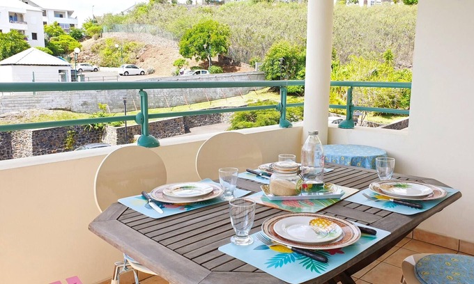 Carosse Apartment | Perle d'azur, route Tamarins, Saint Gilles, Reunion Island