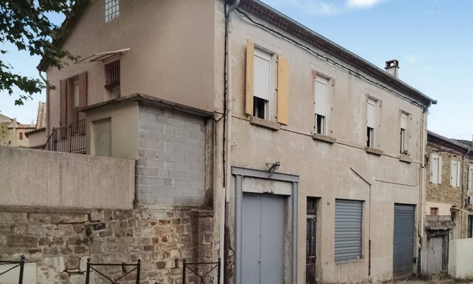 La Grand'Combe Apartment | Pet friendly apartment in La Grand-Combe with WiFi