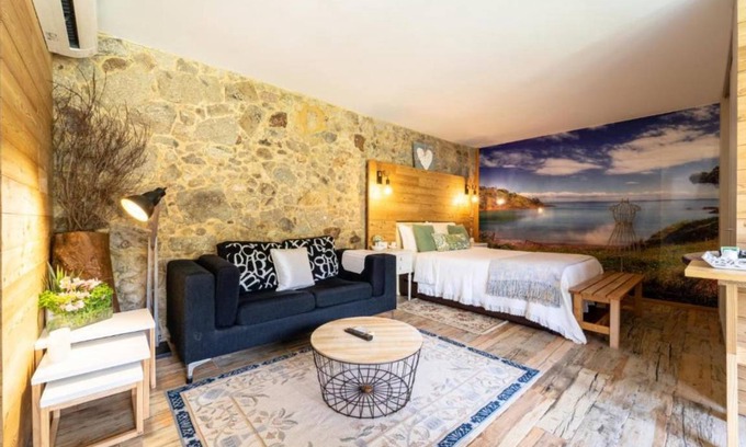Amares Apartment | Pet Friendly Barbecue Pool MyStay