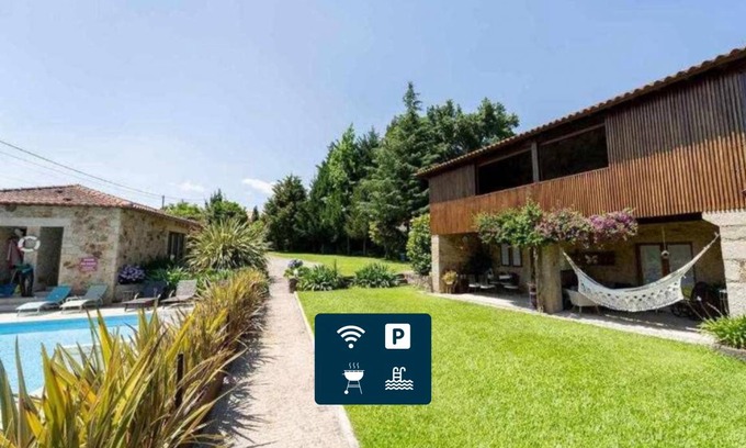 Amares House | Pet Friendly Barbecue Pool MyStay