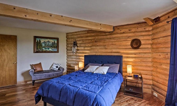 Indian Mountain House | Pet Friendly Como Cabin with Mountain Views!
