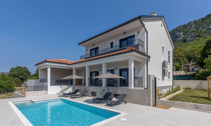 Bribir House | Pet friendly home in Bribir with sauna