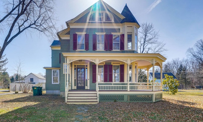 Claverack-Red Mills House | Pet-Friendly Hudson Home Near Won Dharma Center!