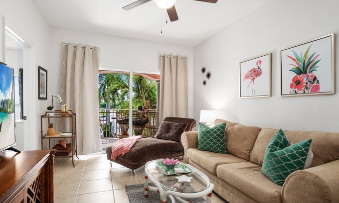 Marco Island Condo | Pet Friendly, Nightly CONDO! In-Unit Laundry, WiFi & Beach Gear; Walk to Dining/Shops (1 of 2 units)