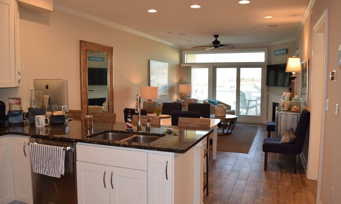 Dewey Beach Condo | Pet Friendly Ocean/Bay Views 2BR Condo Sleeps 6 w/ Pool