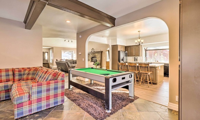 Lower Kingsbury House | Pet-Friendly Stateline Home < 2 Mi to Lake Tahoe!