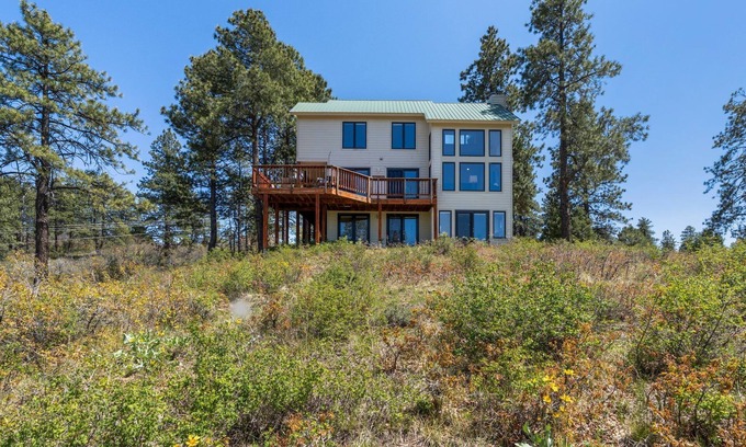 Durango House | Pet Friendly, Views for Miles, Family Retreat, Privacy!