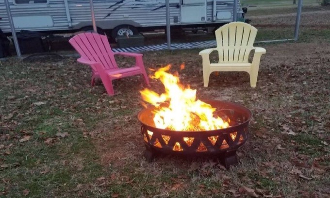 Westminster House | Pet Lovers Come "Glamp" On The Mini Farm!