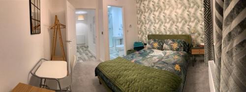 Peterborough Apartment | Peterborough City Center Near Healthcare Center One Bed apartment With Free Private Parking Contractors Locum Staff welcome